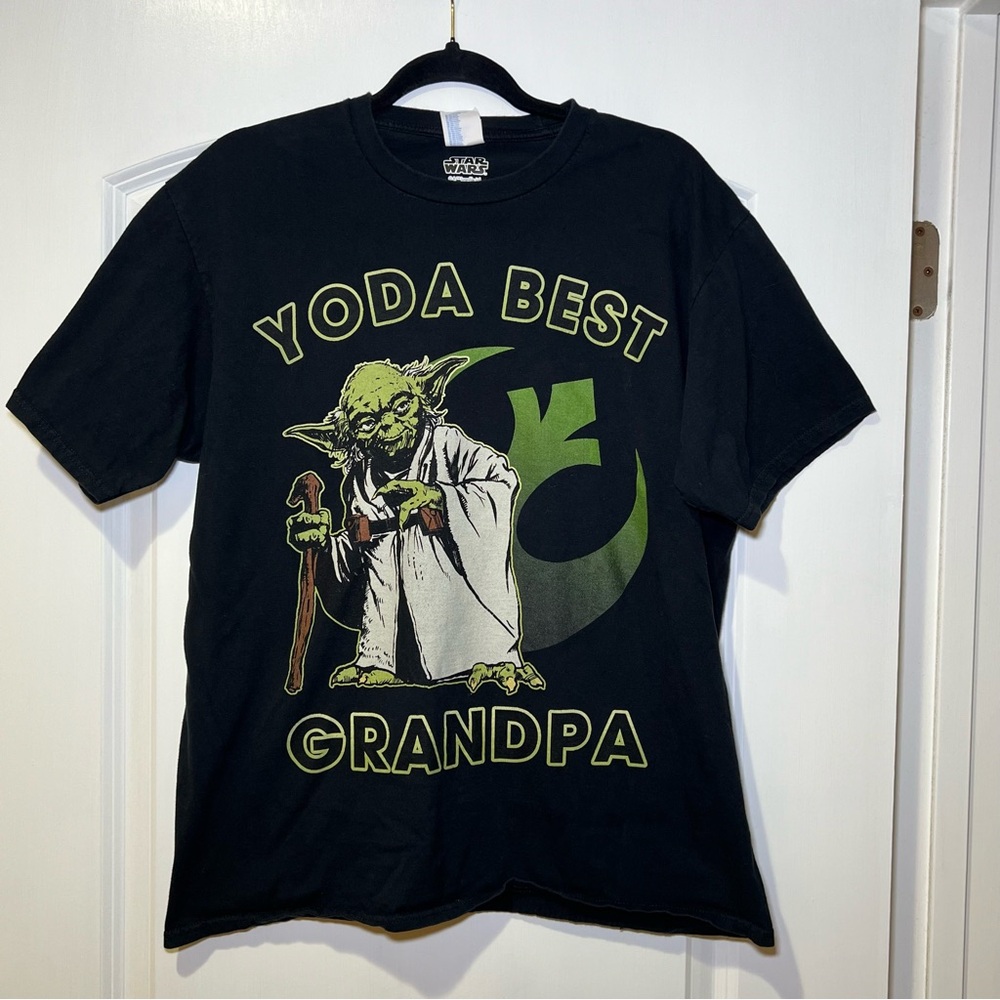 STAR WARS Men's Black Short Sleeve Father's Day Best Grandpa T-Shirt. Size Large